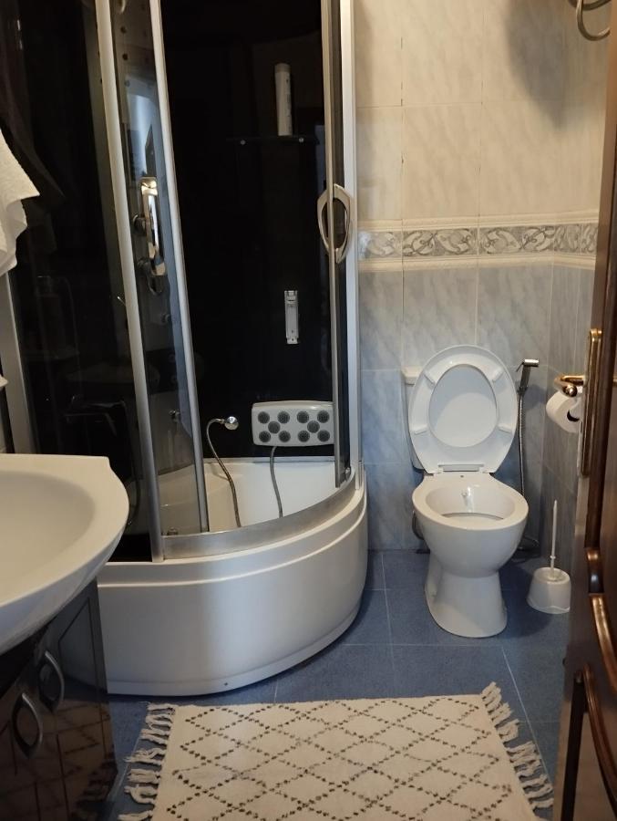Bea City Center Apartment 티라나 외부 사진